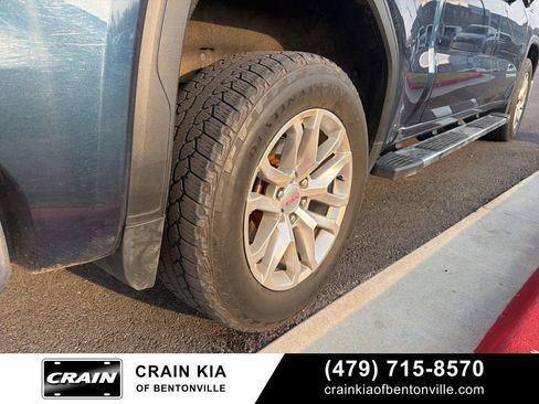 Used 2019 GMC Sierra 1500 SLT w/ SLT Premium Plus Package image 8