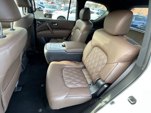 Used 2024 Nissan Armada Platinum w/ Captain's Chairs Package image 37
