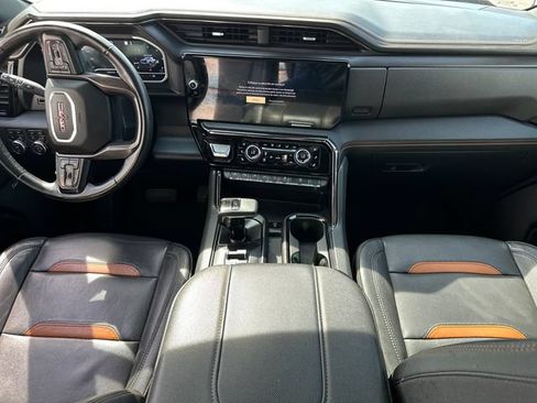 Certified 2023 GMC Sierra 1500 AT4 w/ AT4 Preferred Package AWD/4WD image 22