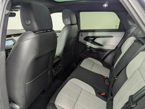 Used 2023 Land Rover Range Rover Evoque R-Dynamic S image 23