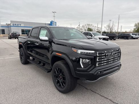 New 2026 GMC Canyon Denali w/ LPO, Denali Black Edition AWD/4WD image 3