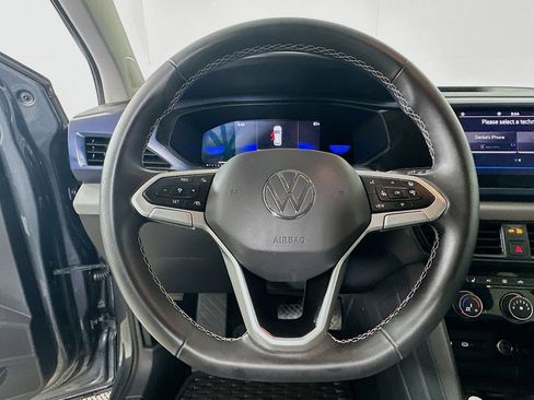 Used 2023 Volkswagen Taos SE w/ Black Wheel Package FWD image 19