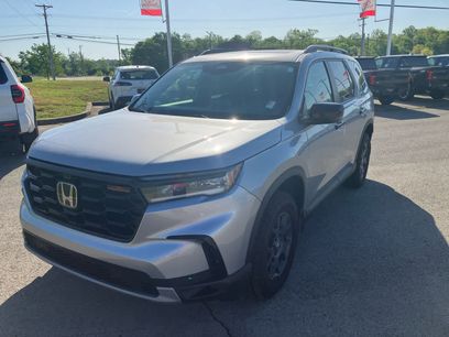 Used 2025 Honda Pilot TrailSport
