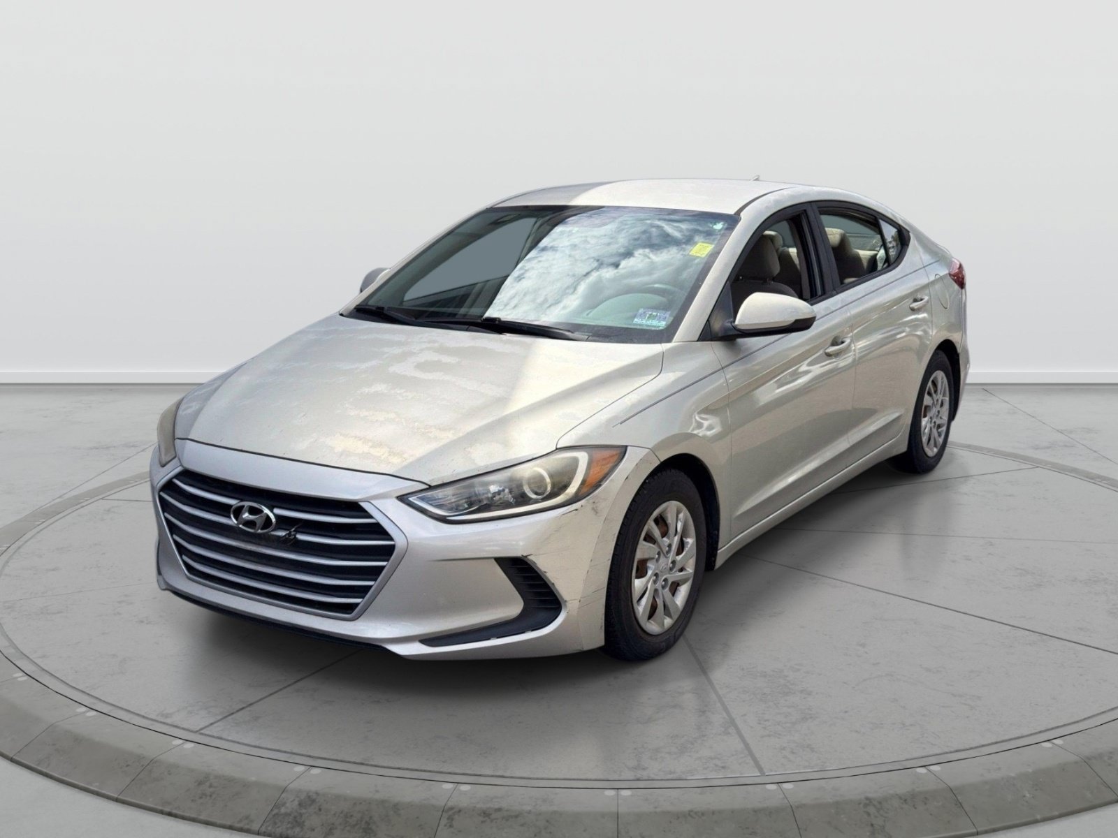 Used 2017 Hyundai Elantra SE FWD image 3
