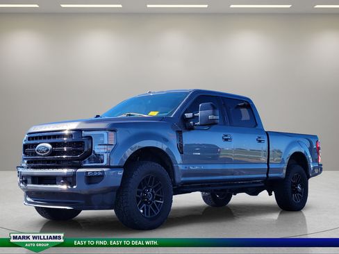 Used 2022 Ford F350 Lariat w/ Lariat Ultimate Package AWD/4WD image 8