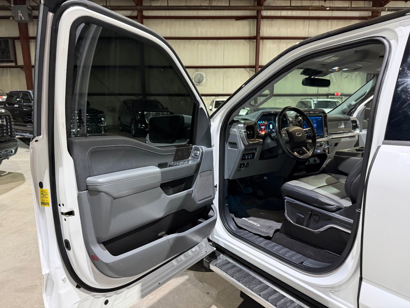 Used 2022 Ford F150 Lariat w/ Equipment Group 501A Mid AWD/4WD image 12