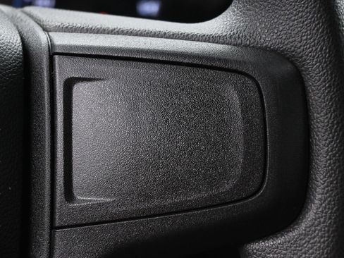 Used 2023 Chevrolet Silverado 1500 Custom image 18