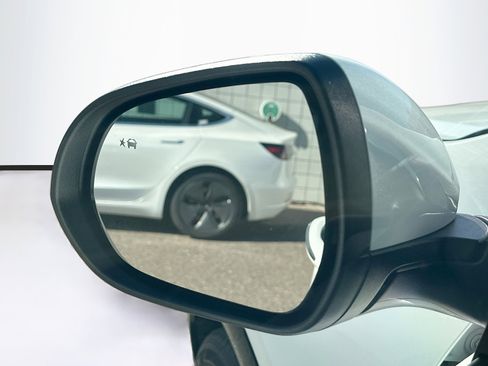 Used 2024 Buick Encore GX Sport Touring image 16