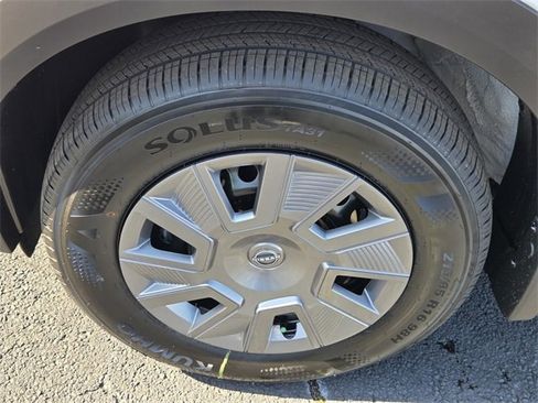 New 2026 Nissan Kicks S image 10