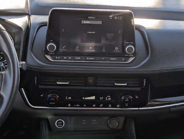 Used 2023 Nissan Rogue SL AWD/4WD image 15
