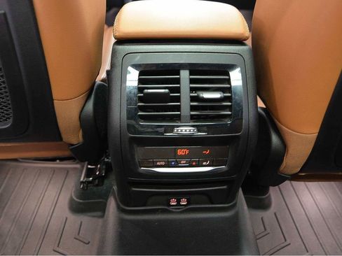 Used 2020 BMW X3 xDrive30i w/ Premium Package AWD/4WD image 10