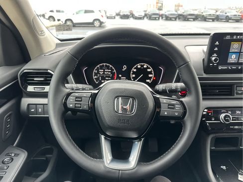 New 2025 Honda Pilot Touring image 26