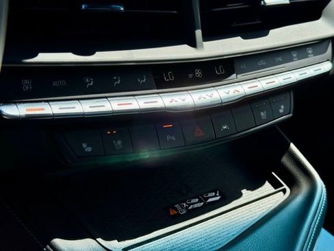 Certified 2025 Cadillac CT4 Premium Luxury image 33