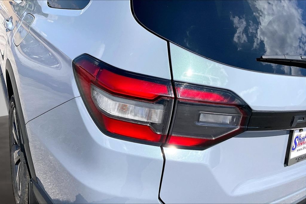 Certified 2025 Honda Pilot Sport image 22