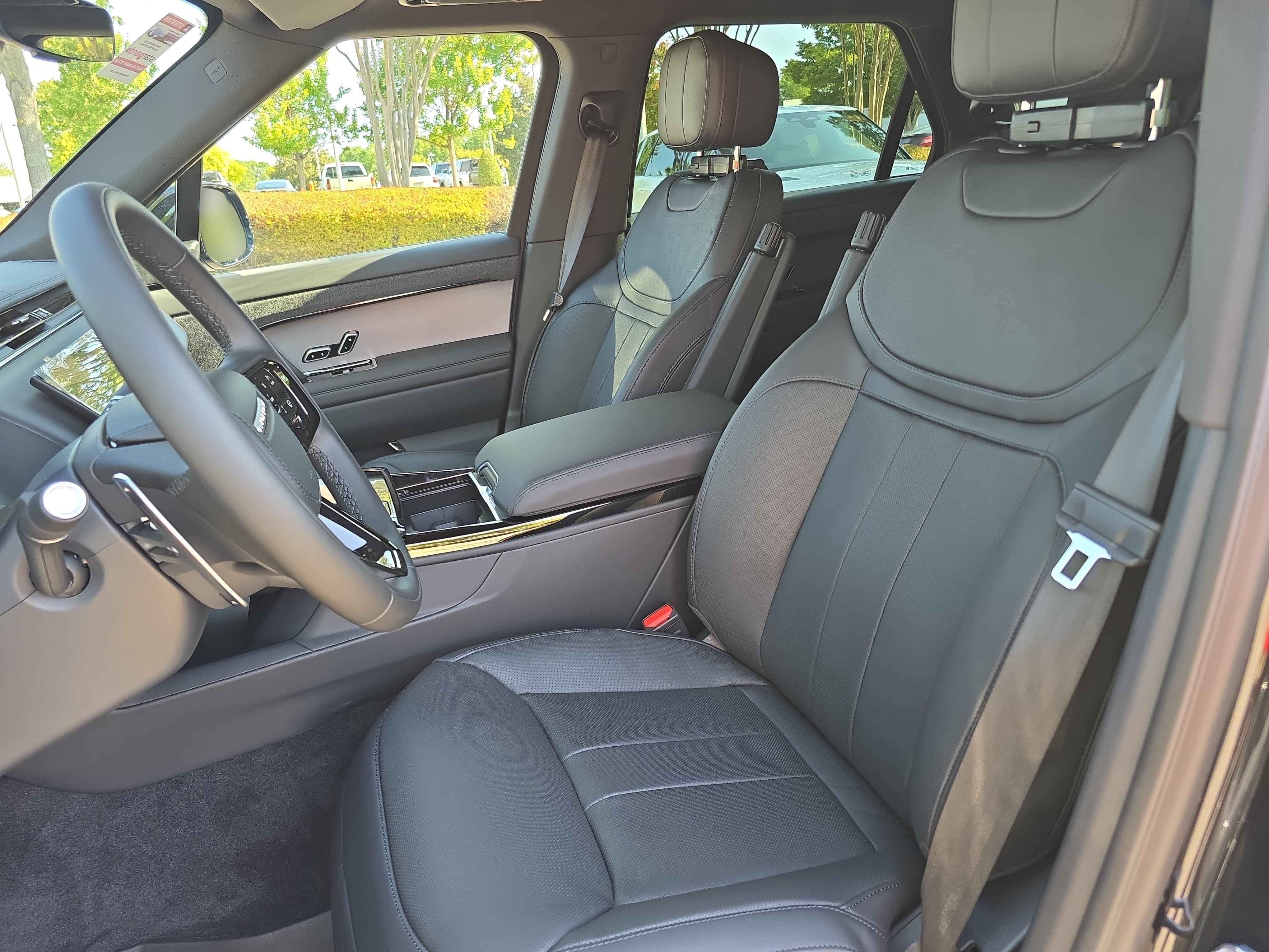 New 2027 Land Rover Range Rover Sport Dynamic SE AWD/4WD image 15