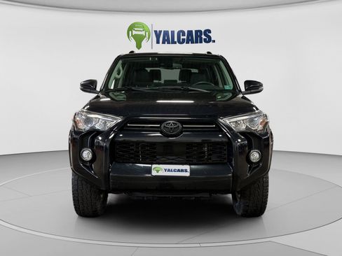 Used 2020 Toyota 4Runner SR5 Premium w/ Moonroof Package AWD/4WD image 8
