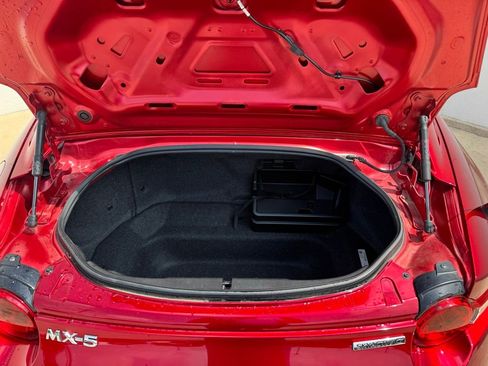 Used 2023 MAZDA MX-5 Miata Grand Touring w/ Weather Package RWD image 13