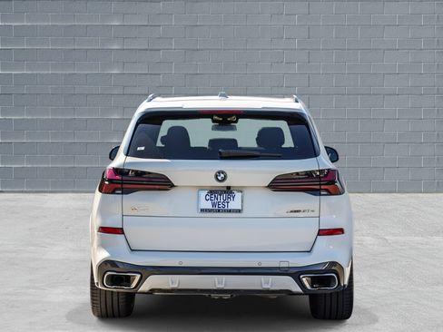 Used 2025 BMW X5 xDrive50e w/ M Sport Package image 6