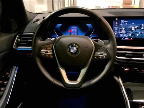 Used 2023 BMW 330i Sedan image 5