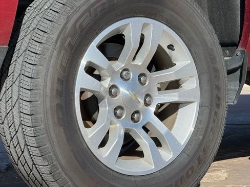 Used 2018 Chevrolet Silverado 1500 LT w/ Texas Edition image 12