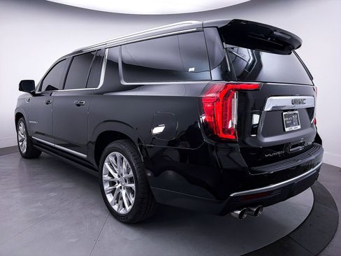 Used 2021 GMC Yukon XL Denali w/ Denali Ultimate Package RWD image 15