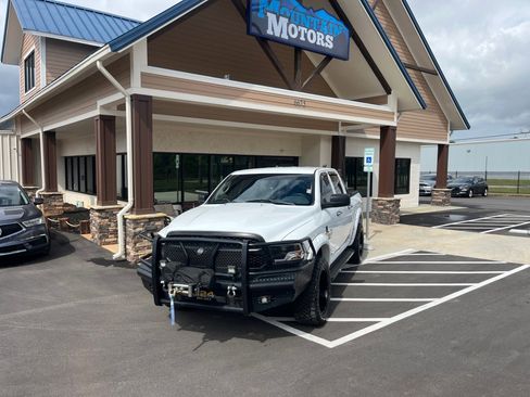 Used 2020 RAM 1500 Tradesman w/ Chrome Appearance Group image 1