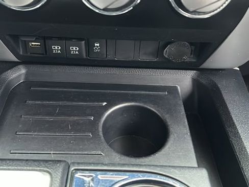 Used 2020 Toyota Tundra SR5 image 21