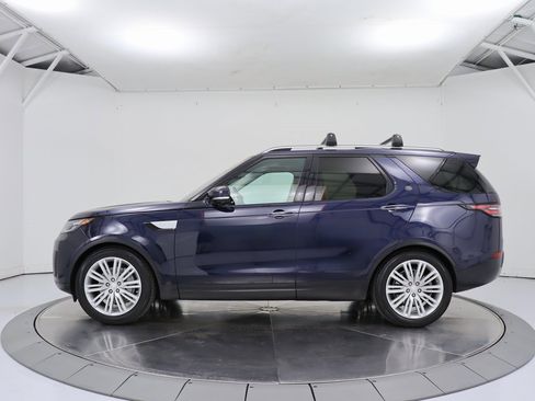 Used 2018 Land Rover Discovery HSE Luxury image 2