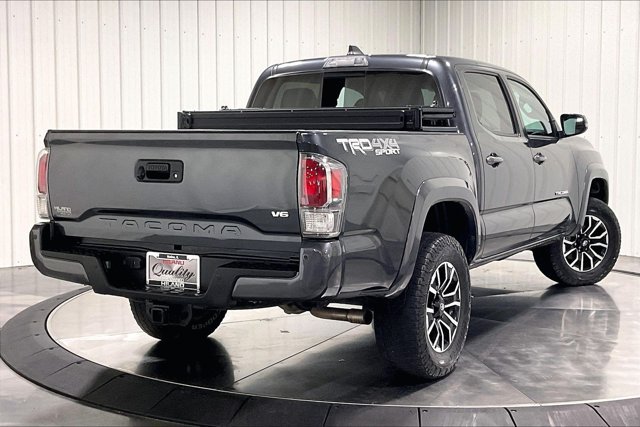 Used 2020 Toyota Tacoma TRD Sport w/ Technology Package AWD/4WD image 13