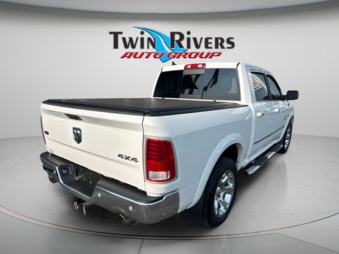 Used 2017 RAM 1500 Laramie w/ Convenience Group AWD/4WD image 4