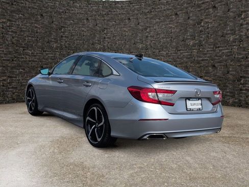 Used 2022 Honda Accord Sport image 4