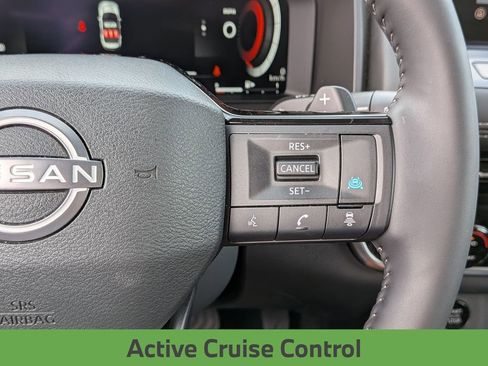 Used 2025 Nissan Rogue SL image 20