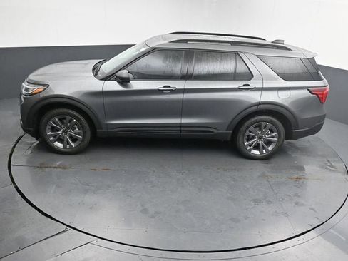 New 2026 Ford Explorer Active w/ Active Comfort Package image 19