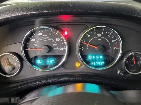 Used 2015 Jeep Wrangler Sport image 6