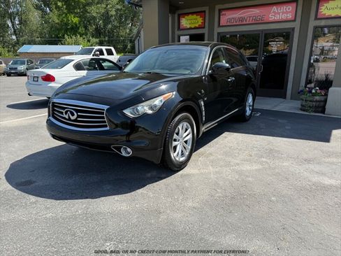 Used 2016 INFINITI QX70 2WD image 3