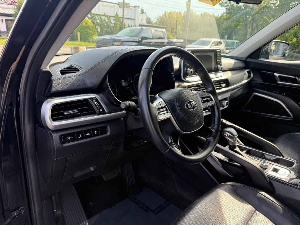 Used 2020 Kia Telluride S AWD/4WD image 11