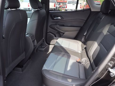 New 2026 Chevrolet Trax LT FWD image 8