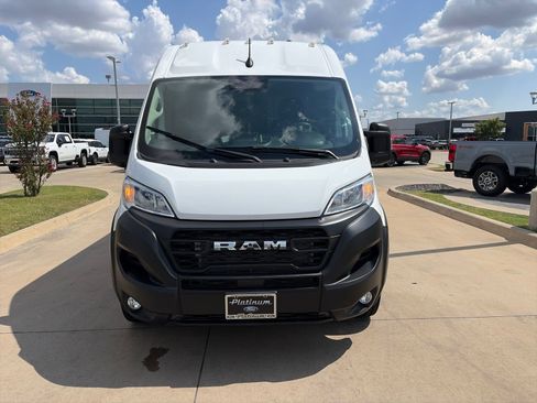 Used 2025 RAM ProMaster 2500 w/ Convenience Group FWD image 2