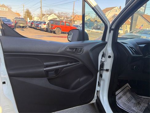Used 2017 Ford Transit Connect XL image 19
