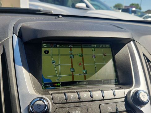 Used 2016 Chevrolet Equinox LT FWD image 16