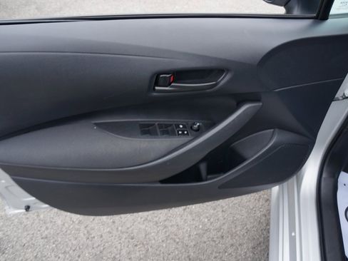 Used 2025 Toyota Corolla LE image 14