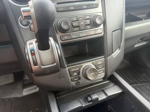 Used 2014 Honda Pilot Touring image 10
