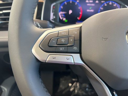 New 2025 Volkswagen Jetta SEL image 30