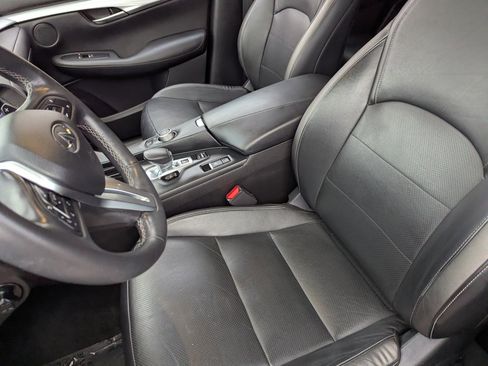 Certified 2019 INFINITI QX50 Essential w/ Premium Heat Package image 18