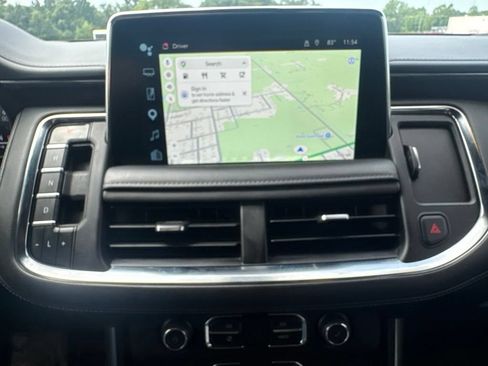 Used 2022 Chevrolet Tahoe Z71 w/ Luxury Package AWD/4WD image 31