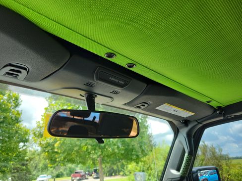 Used 2019 Jeep Wrangler Sport image 27