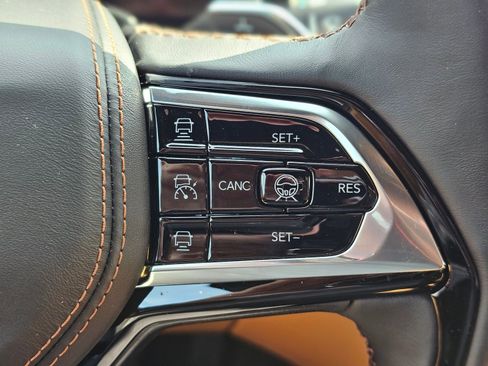 New 2026 Jeep Grand Cherokee Summit AWD/4WD image 15