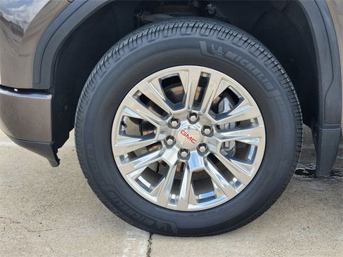 Used 2020 GMC Sierra 1500 Denali w/ Technology Package image 10