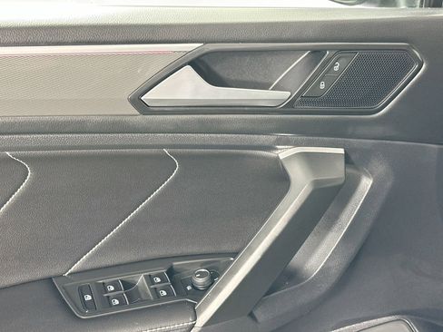 Certified 2024 Volkswagen Tiguan SE R-Line image 16