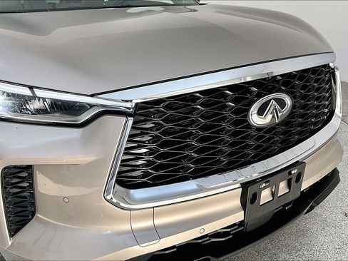 Certified 2023 INFINITI QX60 Luxe w/ Performance Audio Package image 38